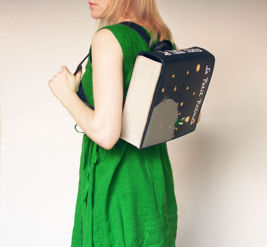 bolsos-con-forma-de-libro-2
